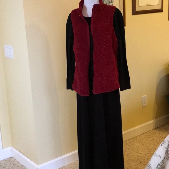 Basic black dress, longer length.  Perfect for fall and winter! - Picture 5 of 5